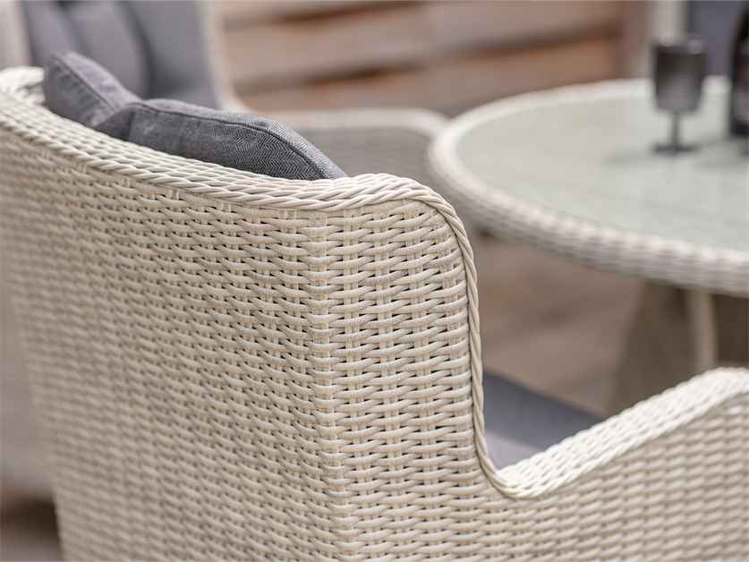 Chedworth Dove Grey Rattan 4 Seat Round Dining Set with Parasol & Base Alternative Image